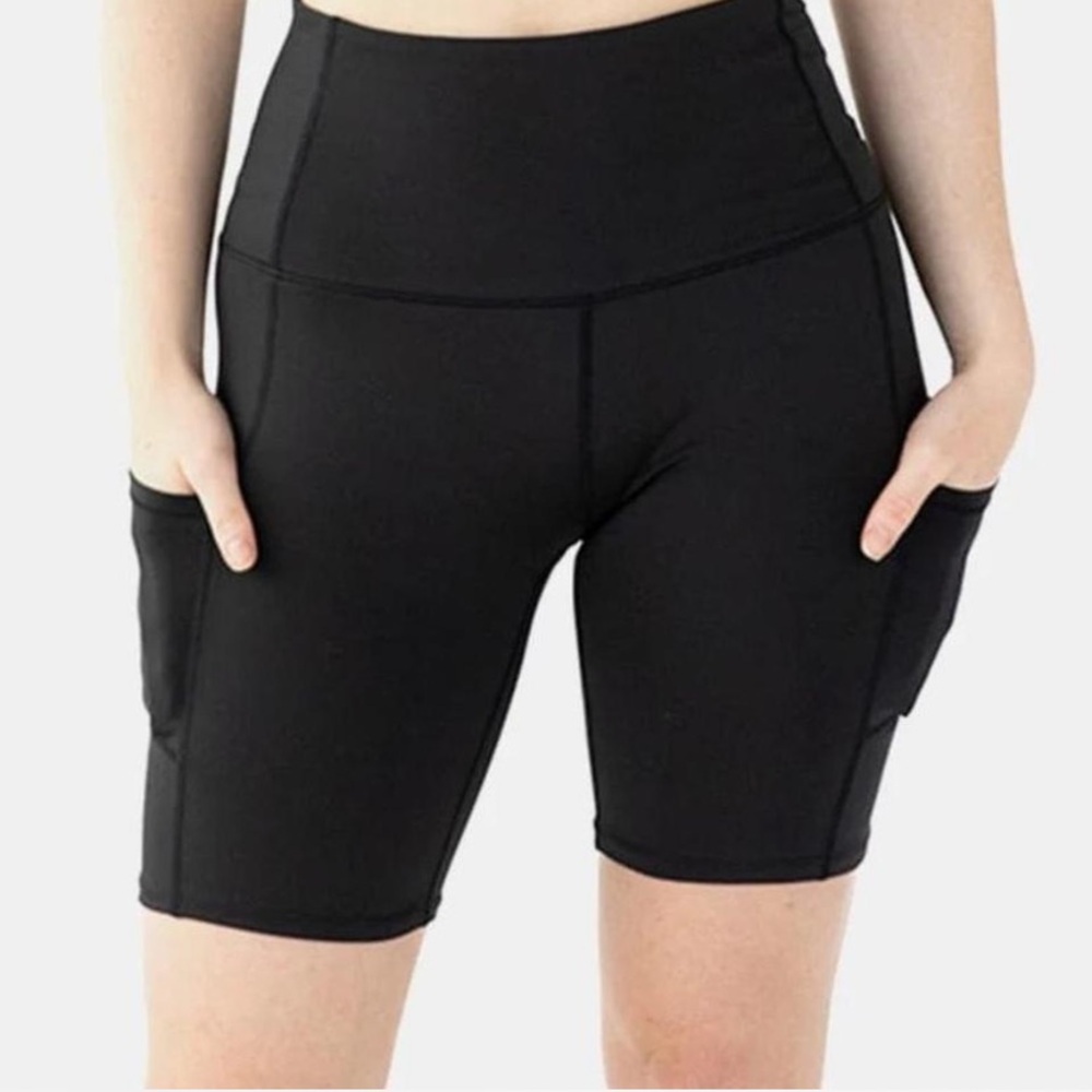 Lululemon Black Leg Pocket Long Bike Shorts 6